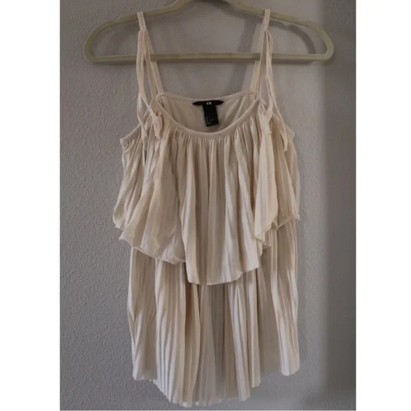 H&M Ruffle Tank Top - Picture 3 of 7